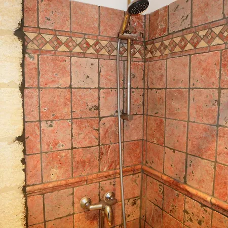 Le Travertin Apartment